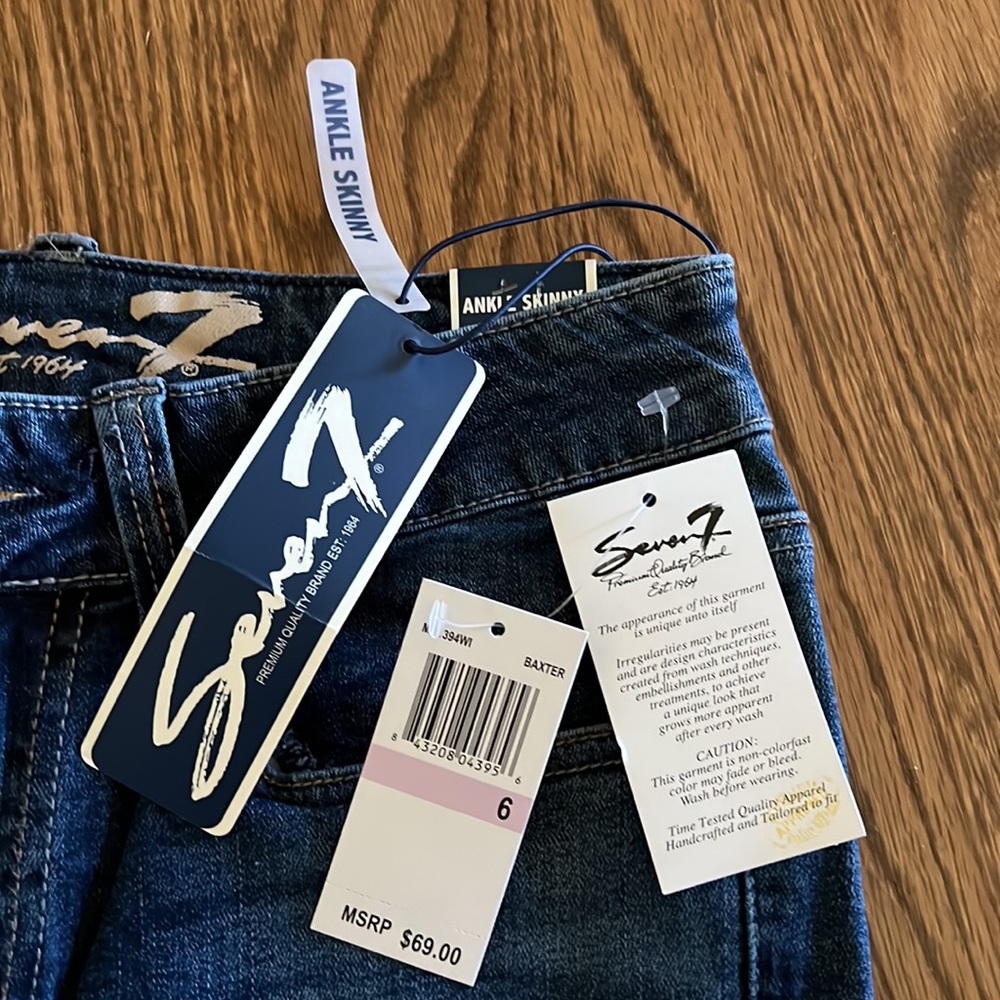 NWT Seven Jeans